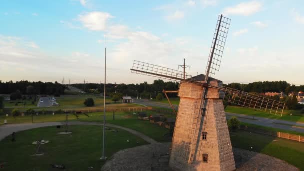 Close View Traditional Lithuanian Old Wooden Xix Century Horizontal Windmill — Stok video