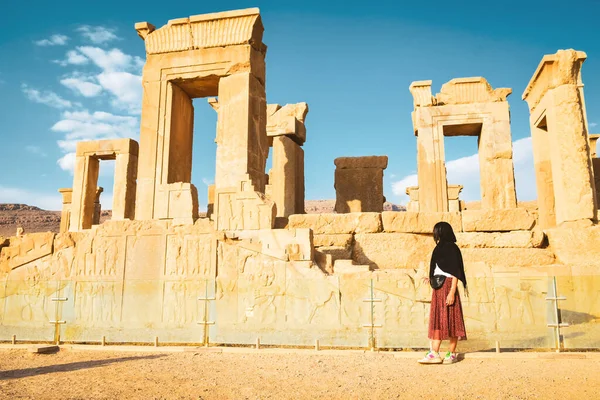 Persepolis Iran Juni 2022 Touristischer Spaziergang Persepolis Einer Antiken Persischen — Stockfoto