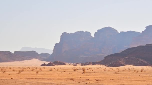 Jordanie Octobre 2022 Wadi Rhum Désert Paysage Avec 4Wd Entrer — Video