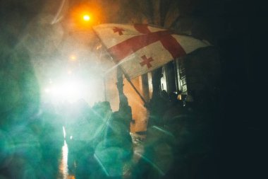 Tiflis, Gürcistan - 1 Aralık 2024: Gürcüler AB 'yi temsil ediyor. Avrupa Birliği manifestosu. Hükümete karşı protestolar. Georgia 'ya özgürlük. Gürcüler Eu entegrasyonu ile karşı karşıya
