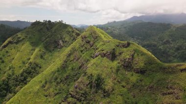 Ella, Sri Lanka 'daki küçük Adams Tepesi