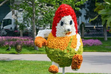Bakü kenti Azerbaycan 'da düzenlenen festivalde doğal çiçeklerden yapılmış heykeller