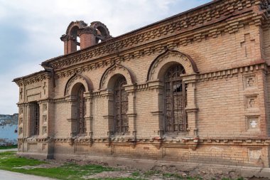 1897 'de Azerbaycan' ın kuzeyinde inşa edilen Kutsal Ana 'nın Eski Kilisesi.