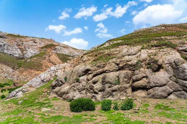Nanılmaz Şekilli Antik Kayalar — Stok fotoğraf