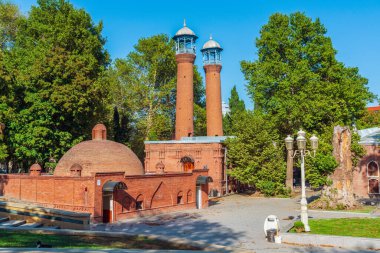 Şah Abbas 1601 yılında Ganja şehrinde inşa edilen eski camii. Azerbaycan 'da konumlanmış