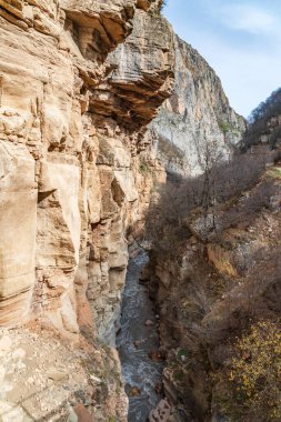 Kuzey Azerbaycan 'daki Antik Kanyon' daki Dağ Nehri