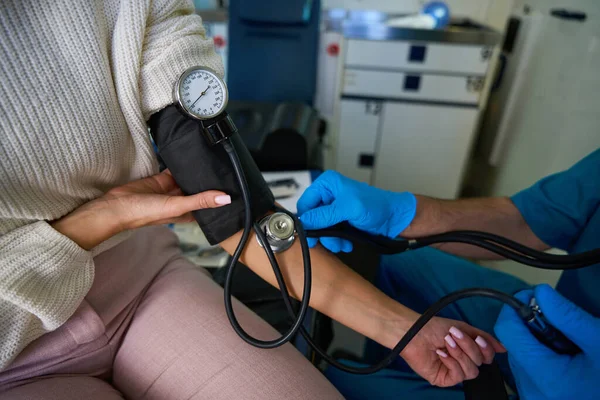 Patient Doctor Perform Blood Pressure Measurement Procedure While Readings Machine — Stock Photo, Image