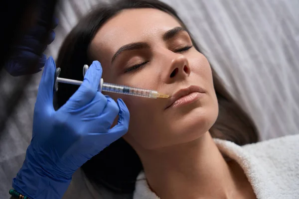 Nurse Medic Coat Gloves Holding Syringe Making Beauty Injections Face — Stock Photo, Image