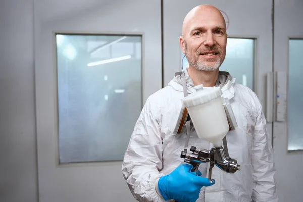 Smiling Auto Repair Shop Worker Holding Paint Sprayer Hands Man — Stock Photo, Image