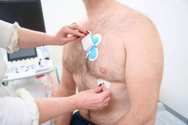 Foto Yang Dipotong Dari Pasien Pria Dengan Sensor Tubuhnya Untuk — Stok Foto