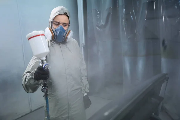 Experienced Female Mechanic Protective Workwear Painting Bumper Car Sprayer Renew — Stock Photo, Image