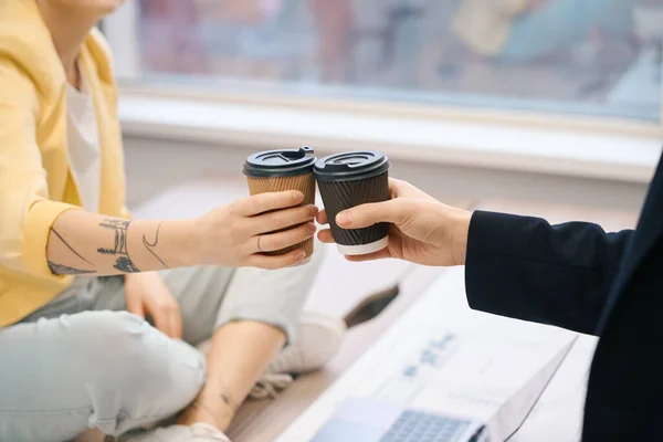 Friendly Colleagues Clinking Paper Glasses Coffee Enjoying Beverage Coffee Break — Stock Photo, Image
