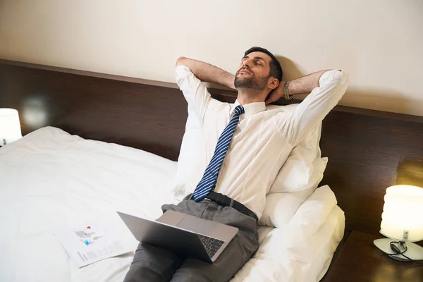 Man Closed His Eyes Fatigue Undressing Works Laptop Comfortable Bed — Stock Photo, Image