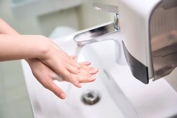 Patient Washes His Soapy Hands Tap Female Has Neat Manicure — Stock Photo, Image