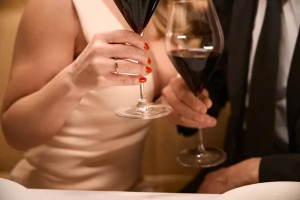 Couple Evening Dresses Glasses Red Wine Woman Has Neat Manicure — Stock Photo, Image