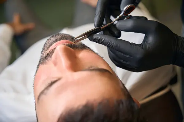 Styling Man Customer Beard Professional Barbershop — Stock Photo, Image