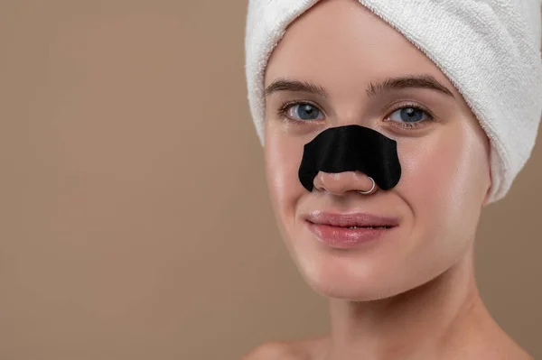 Beauty Procedures Close Girl Cleansing Nose Stripe — Stock Photo, Image