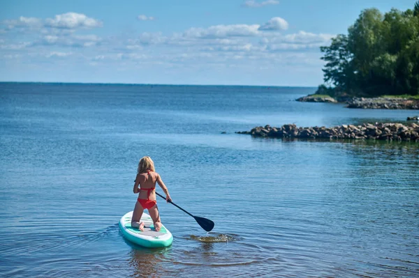 Kayaking Active Blonde Woman Red Swimming Suit Kayaking — Stock Photo, Image