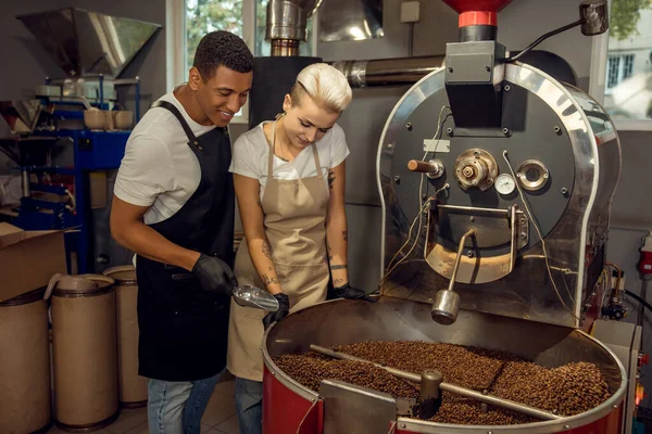 Joyous Workers Looking Roasted Coffee Beans Rotary Roasting Machine Cooling — Stock Photo, Image