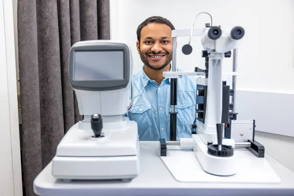 Ophtalmology Young Man Having Examination Ophtalmological Clinic — Foto de Stock