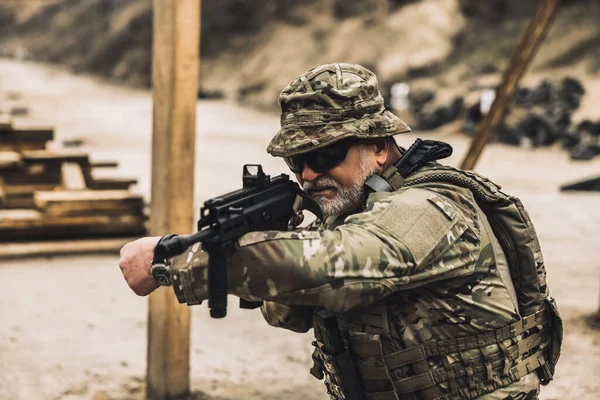 Shooting Soldier Rifle Shooting Range — Stok fotoğraf