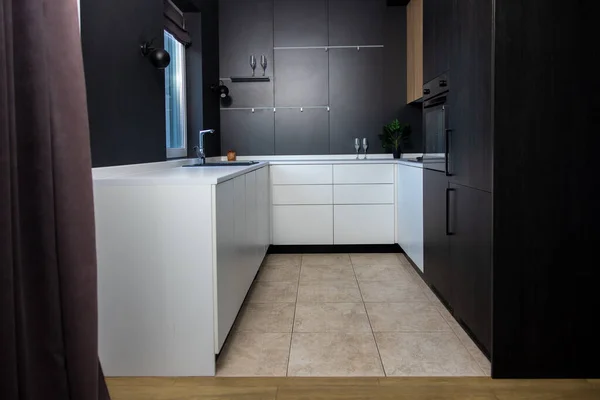 Modern Interior Kitchen Black Walls White Cabinets Decorated Minimalist Style — Stock Photo, Image
