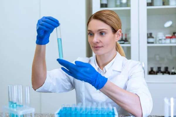 Blonde Successful Woman Researcher Working Medical Samples Holding Test Tube — Stock Photo, Image