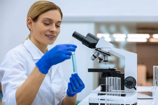 Attractive Positive Female Scientist Examining Liquid Test Tube Laboratory Doing — Stock Photo, Image