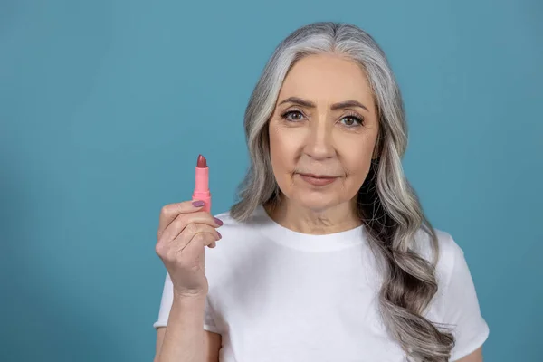 Makeup Beautiful Aging Woman Lipstick Doing Makeup — Stock Photo, Image