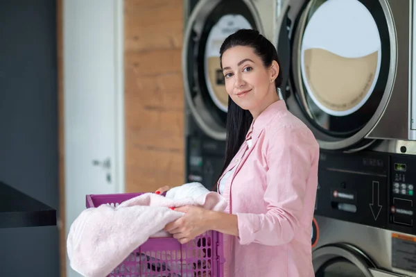 Woman Housewife Came Laundry Holding Basket Dirty Clothing — Stock Photo, Image
