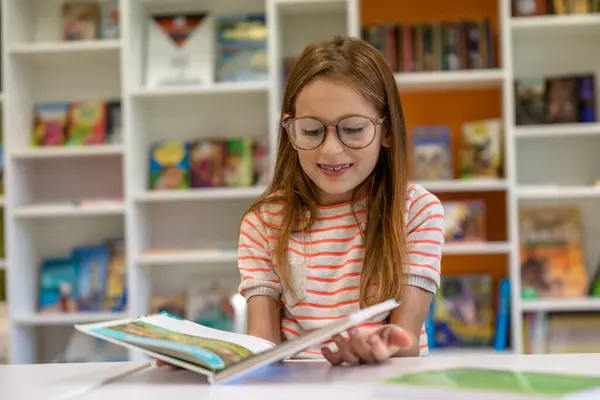 Little Girl Reading Book School Library Children Creativity Imagination — Stock Photo, Image
