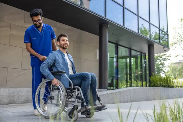 Nurse Patient Male Nurse Blue Doctors Overall Wheelchair — Stock Photo, Image