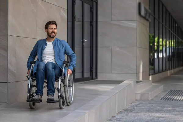 Disabled Man Young Bearded Man Riding Wheelchair Hospital Yard — Stock Photo, Image