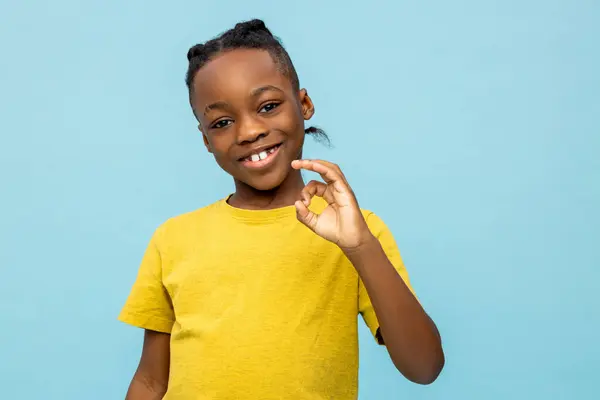 Satisfied Dark Skinned Little Boy Showing Gesture Isolated Blue Background — Stock Photo, Image