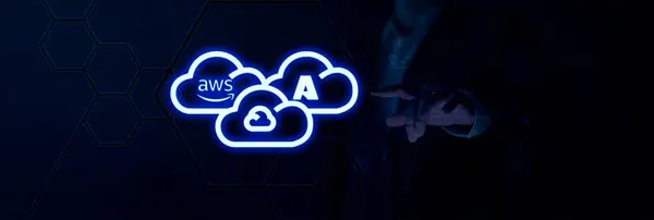 Şirket, AWS 'yi kapsamlı hesaplama yetenekleri için, Google Cloud' u veri analiz hizmetleri için ve Microsoft Azure 'u da şirket entegrasyonları için kullanabilir.