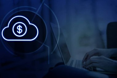 AWS Cost Explorer, Azure Cost Management ve Google Clouds Fatura Raporları gibi sağlayıcılar, hizmet sunucularının maliyet eğilimlerini, tahminlerini ve dökümlerini gösteren harcamalar hakkında görsel içgörü sağlarlar