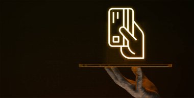 Adobe, tüm programlarına tek bir abonelik altında erişim sağlayan Yaratıcı Bulut Tüm Uygulamaları planını sunar