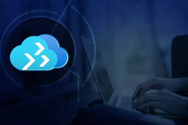 stock image Azure Migrate is a comprehensive service designed to assist organizations in assessing, planning, and executing the migration of on-premises workloads to Azure