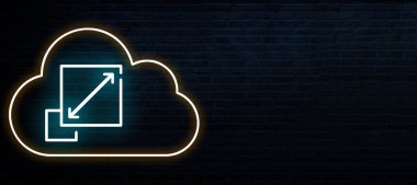 AWS Kusursuz Ölçeklenebilirlik, bulut kaynaklarının otomatik ve esnek ölçeklenmesini sağlar ve değişen talebi elle müdahale olmadan karşılar