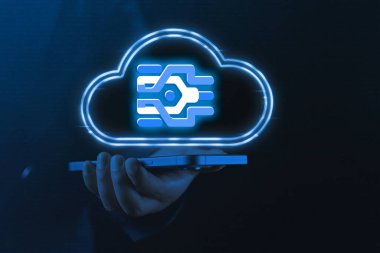 AWS IoT Greengrass, AWS işlevlerini kenar aygıtlara kadar genişletmek, ürettikleri veriler üzerinde yerel olarak hareket etmelerini sağlamak için tasarlanmış bir servistir.