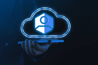 AWS Kimlik Platformu, AWS kimlik hizmetlerinin bir parçasıdır, özellikle organizasyonlar için kimlik ve erişim yönetimini basitleştirmeye odaklanmıştır
