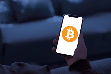 Kripto para birimi, güvenlik için kriptografi kullanan dijital veya sanal para birimidir.