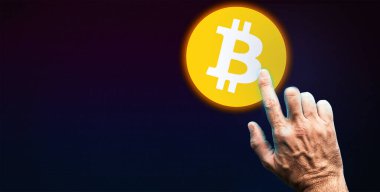 Ethereum gibi kripto para birimleri önceden belirlenmiş koşullar yerine getirildiğinde otomatik olarak çalışan akıllı sözleşmeleri etkinleştirir