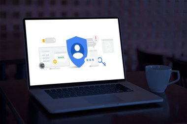Google parolanızı atmanızı ve bir anahtar kullanmanızı istiyor