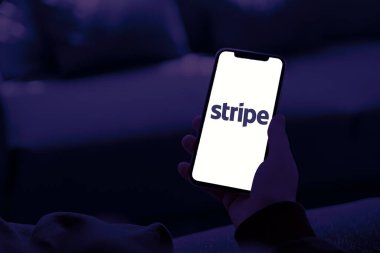 Stripe, şirketlere çevrimiçi ödeme işlemleri için yazılım ve API sağlayan büyük bir finans teknoloji şirketidir.