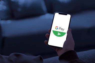 Google Pay, Google tarafından geliştirilen dijital cüzdan platformu ve çevrimiçi ödeme sistemidir.