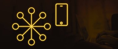 Ademi merkeziyet, merkezi bir komuta veya yönetim noktasından çoklu, sıklıkla özerk, varlıklar veya mekanlara yetki, kontrol veya işlevlerin dağıtılması veya dağıtılması sürecine verilen isimdir.