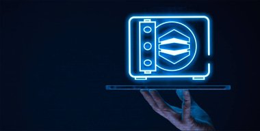 Yedekler, donanım arızası, kazara silme, siber saldırılar veya sistem yolsuzluğu gibi beklenmedik olaylarda veri kaybını önlemek için oluşturulan veri veya sistem yapılandırmalarının kopyalarıdır.