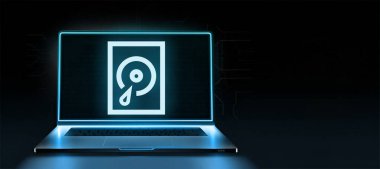 Dell, geleneksel Hard Disk Sürücüleri (HDs) ile karşılaştırıldığında hız, güvenilirlik ve enerji verimliliği açısından performansı artırmak üzere ürün hatları boyunca çeşitli Solid-State Drives (SSD) sunmaktadır.)