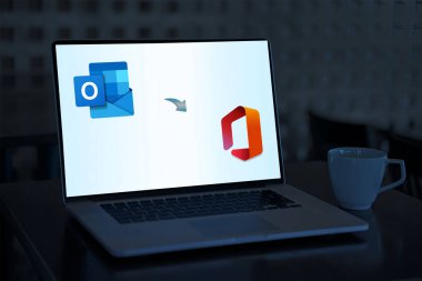 Outlook.com 'u Büro 365 Hesap 2 Yolu' na Nasıl Taşıyabilirsiniz